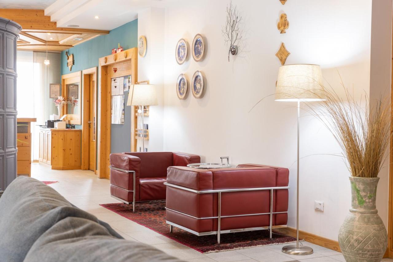Alpine Mugon Hotel Vason Esterno foto