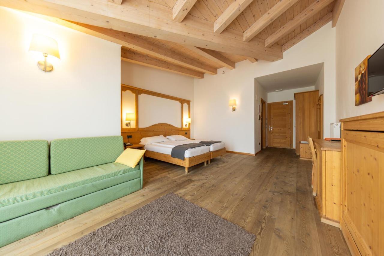 Alpine Mugon Hotel Vason Esterno foto