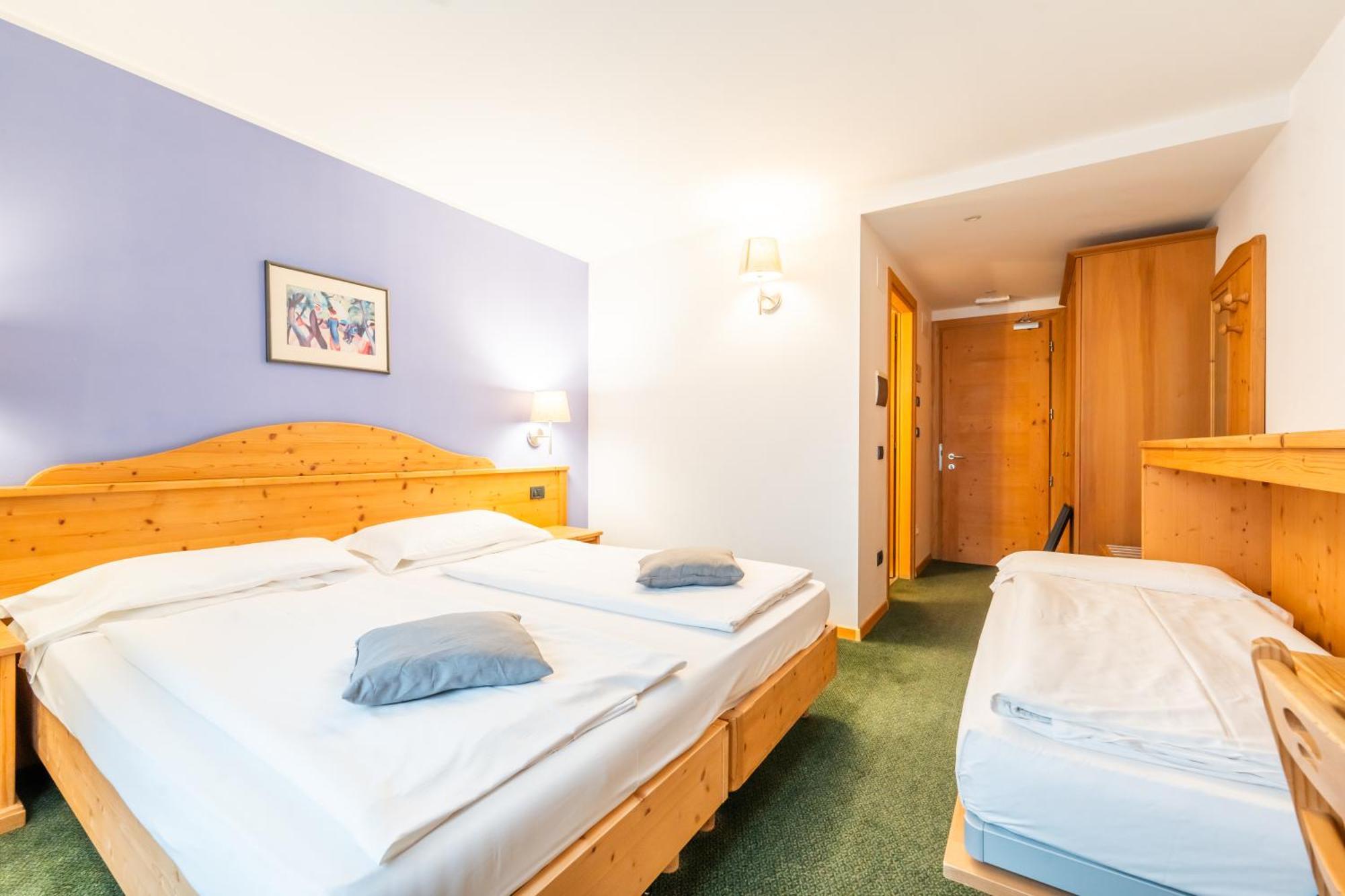 Alpine Mugon Hotel Vason Esterno foto